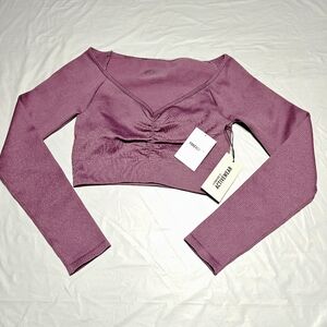 Forever 21 V Neck Ribbed Crop Shirt Size Medium Purple Long Sleeve NWT